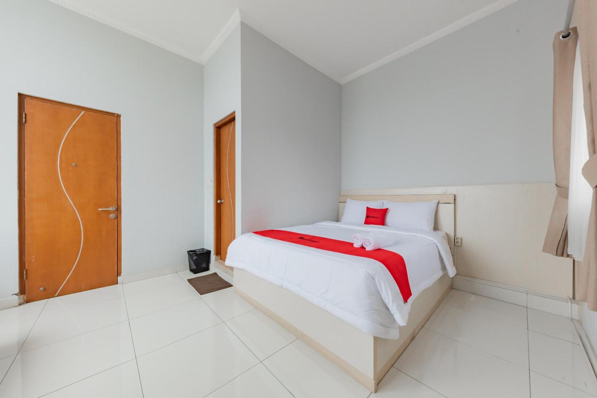 Reddoorz At Kandaga 80 Near Stadium Arcamanik Bandung